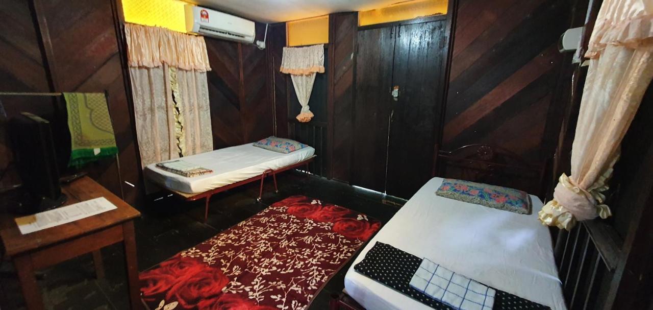 Chalet Kampong Semawar كوالا لكانغسار المظهر الخارجي الصورة